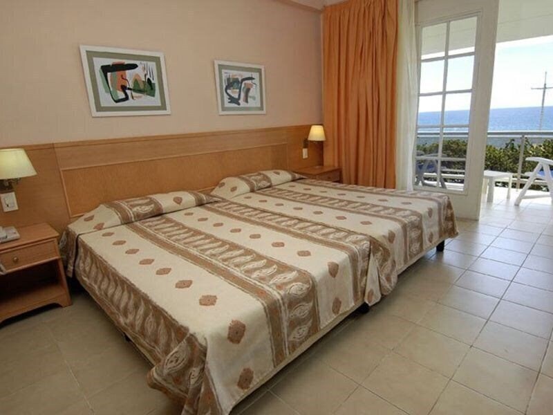 Вид Comodoro Hotel 4*